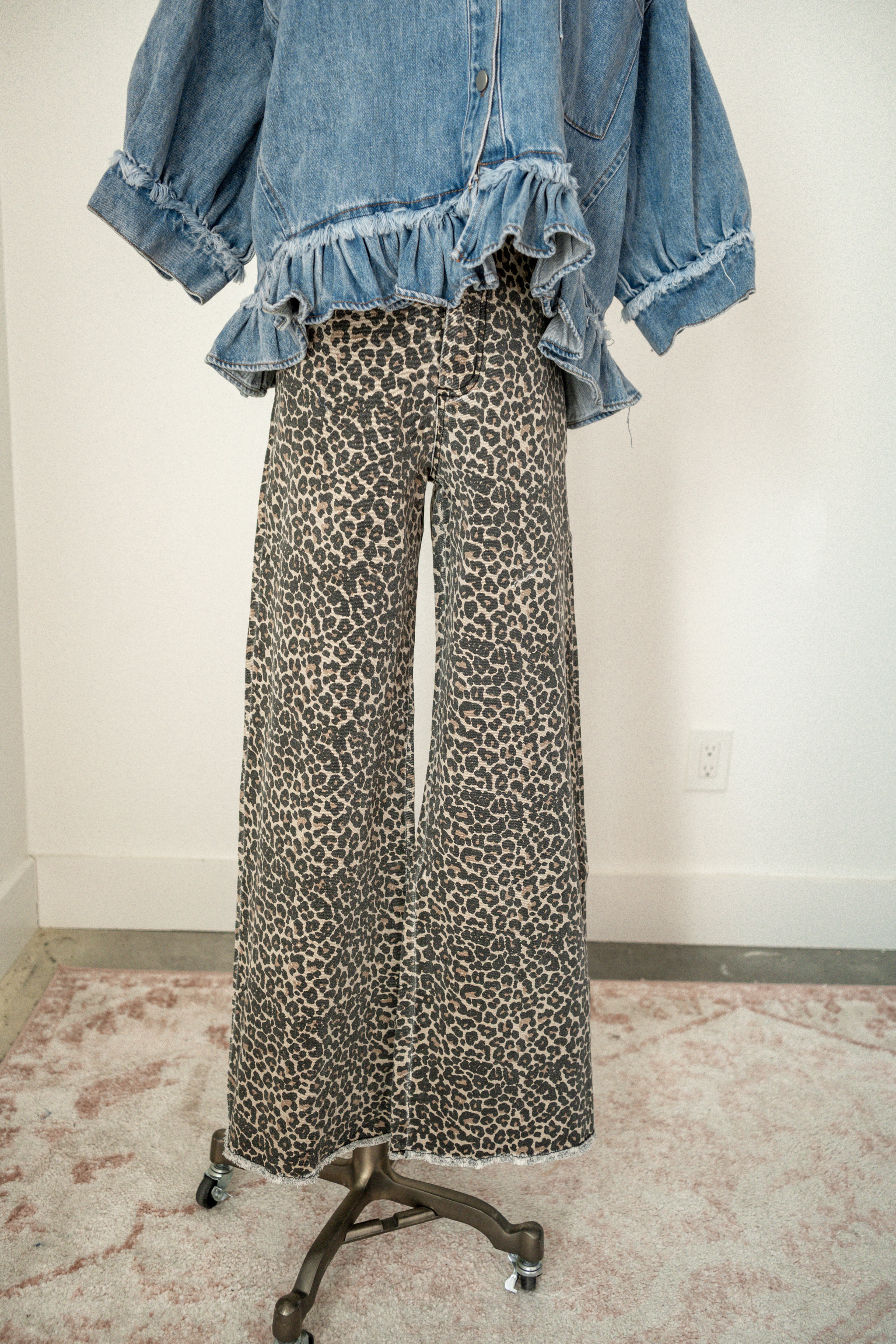 Money Pen Leopard Pants